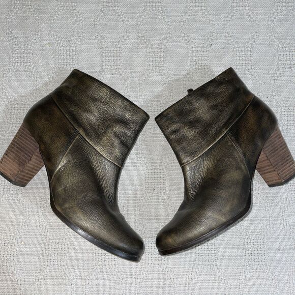 Cole Haan Women’s Ankle Boots Size 7 B Pewter Leather Going Out Party Fun - Picture 1 of 12
